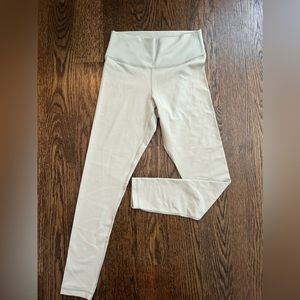 NWOT Aritzia TNA Atmosphere High Rise Leggings